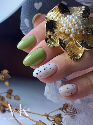 Roniki Forest green széria - 07 gél lakk