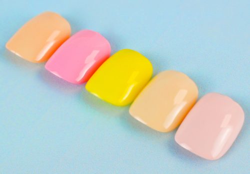 Roniki Macaron széria - 15 cseresznyevirág gél lakk