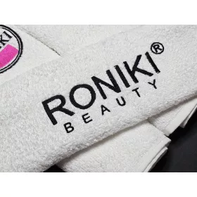 Roniki logózott törölköző